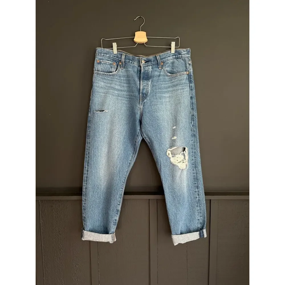 Levis Premium Wedgie High Rise Straight Leg Jeans Button Fly Size 32